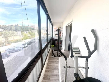 Apartamento T2 para Venda em Carcavelos e Parede