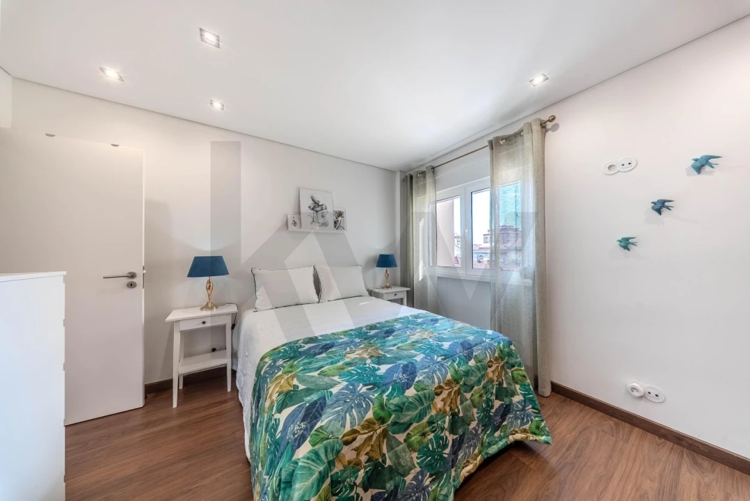 Apartamento T2 para Venda em Queluz e Belas Foto 11
