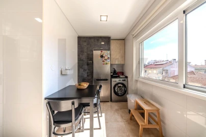 Apartamento T2 para Venda em Queluz e Belas