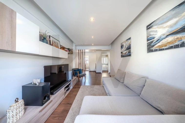Apartamento T2 para Venda em Queluz e Belas Foto 3