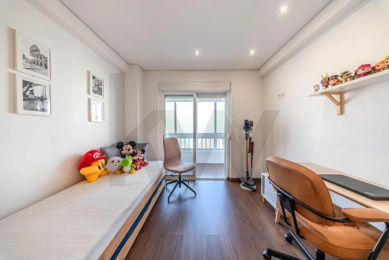 Apartamento T2 para Venda em Queluz e Belas Foto 13