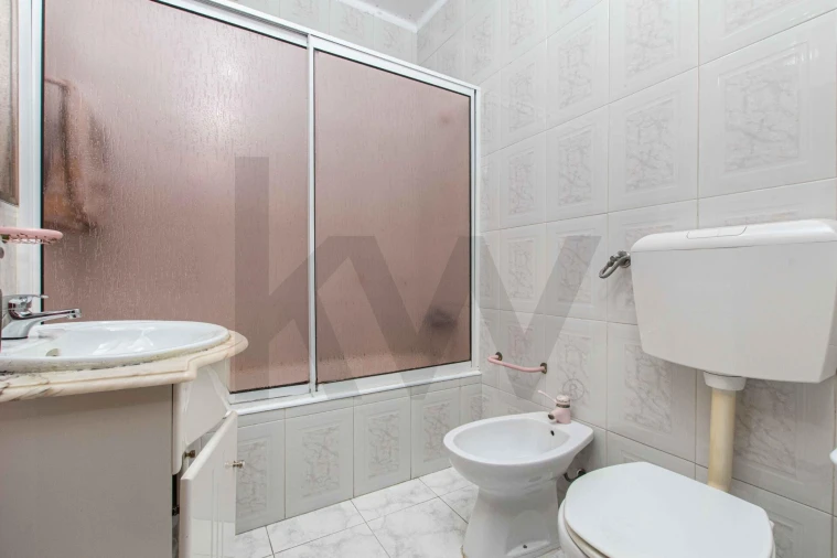 Apartamento T2 para Venda em Vila Franca de Xira Foto 18