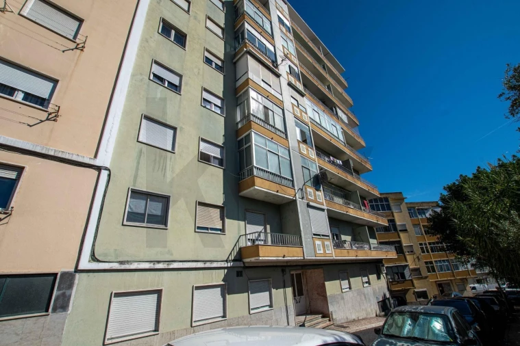 Apartamento T2 para Venda em Vila Franca de Xira Foto 23