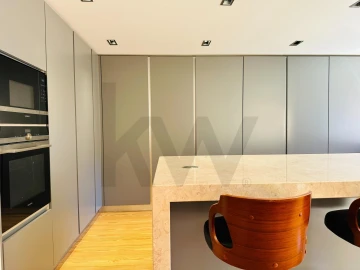 Apartamento T3 para Arrendamento em Cascais e Estoril