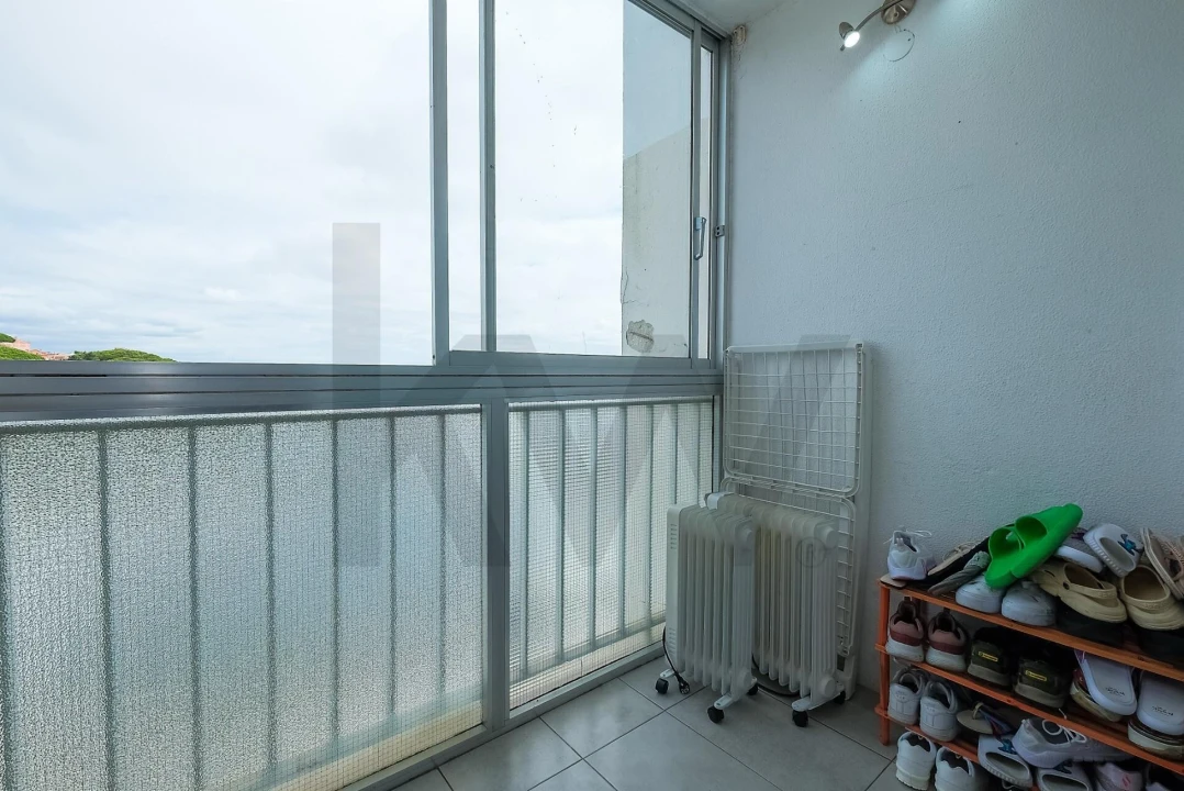 Apartamento T2 para Venda em Algueirão-Mem Martins Foto 8