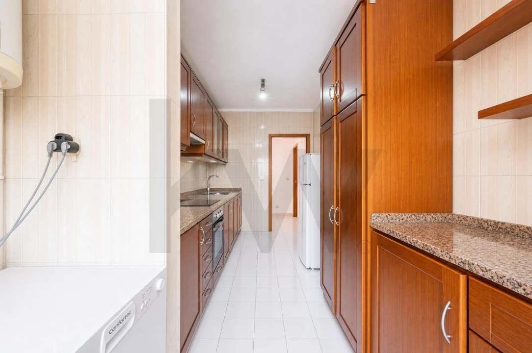 Apartamento T2 para Venda em Eiras e São Paulo de Frades Foto 4