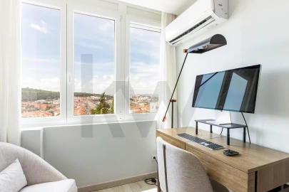 Apartamento T2 para Venda em Campolide