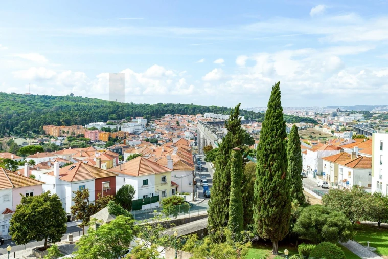 Apartamento T2 para Venda em Campolide Foto 15