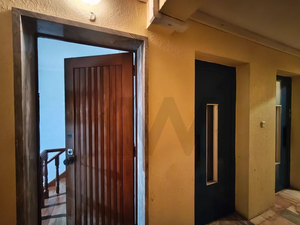 Apartamento T2 para Venda em Laranjeiro e Feijó Foto 51