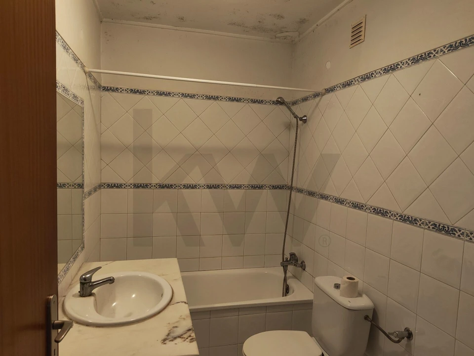Apartamento T2 para Venda em Laranjeiro e Feijó Foto 32