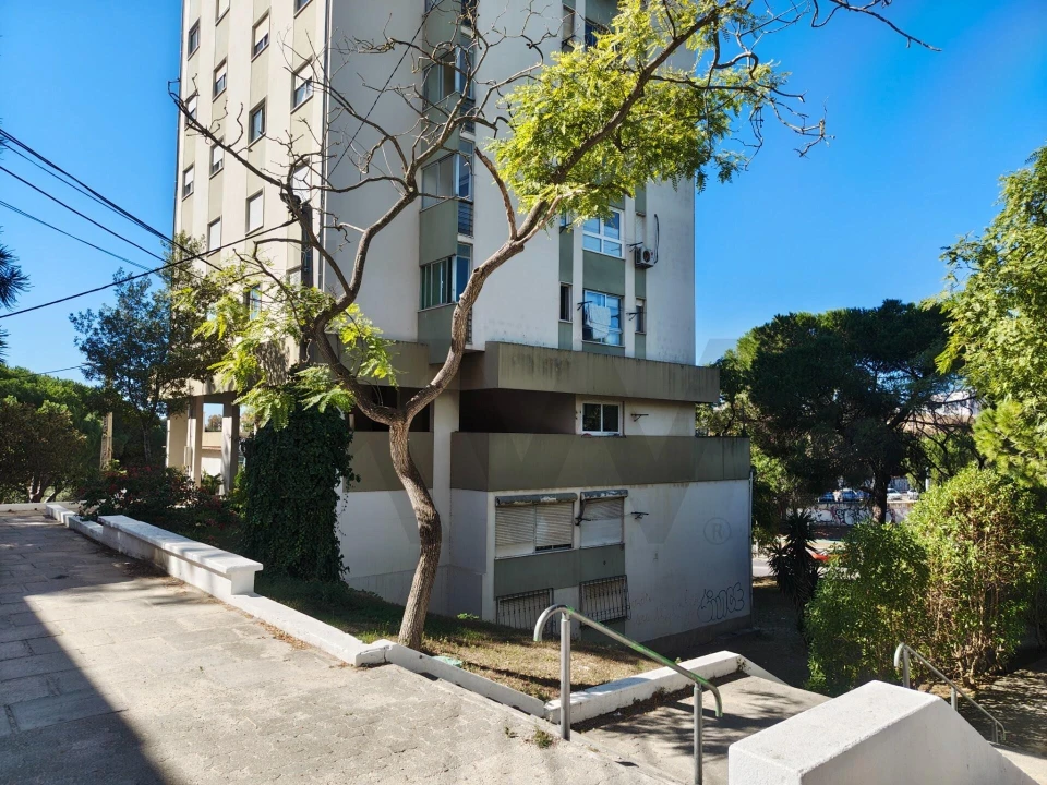 Apartamento T2 para Venda em Laranjeiro e Feijó Foto 56