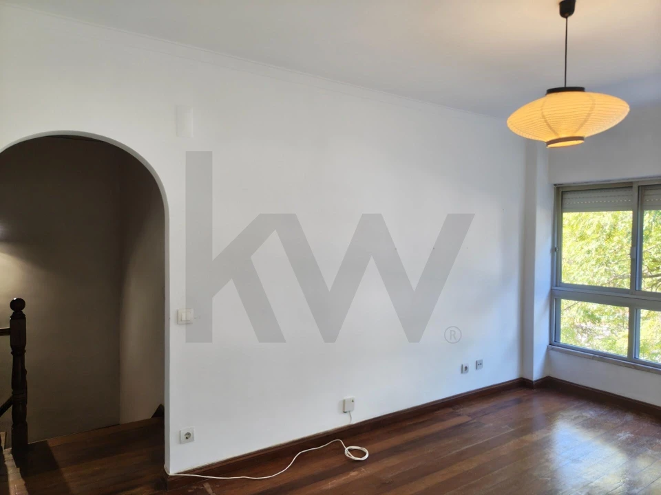 Apartamento T2 para Venda em Laranjeiro e Feijó Foto 3