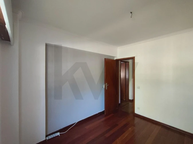 Apartamento T2 para Venda em Laranjeiro e Feijó Foto 39