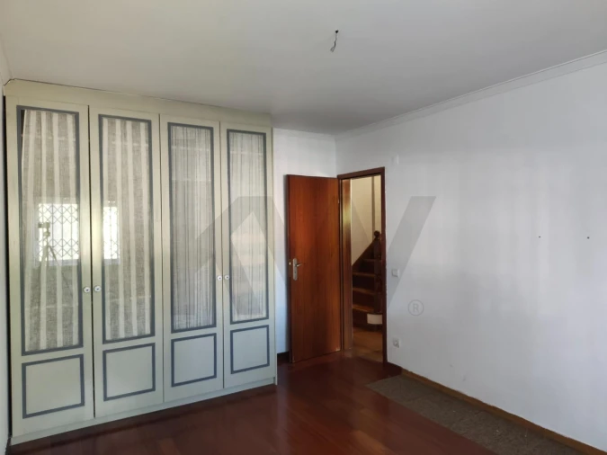 Apartamento T2 para Venda em Laranjeiro e Feijó Foto 48