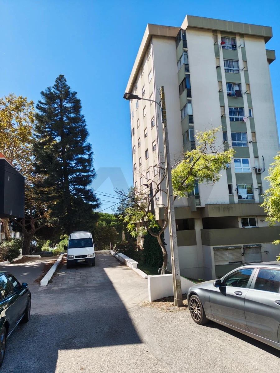 Apartamento T2 para Venda em Laranjeiro e Feijó Foto 57
