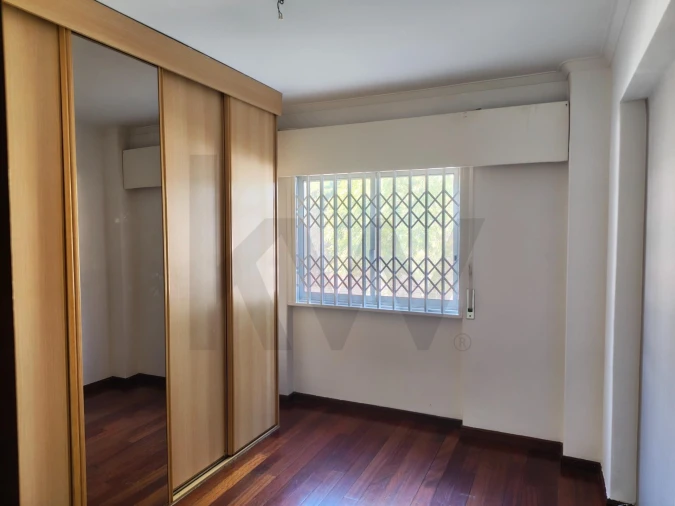 Apartamento T2 para Venda em Laranjeiro e Feijó Foto 34