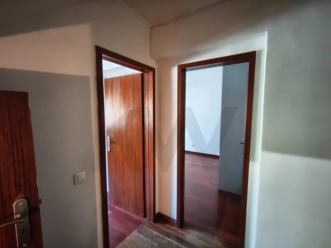 Apartamento T2 para Venda em Laranjeiro e Feijó Foto 42