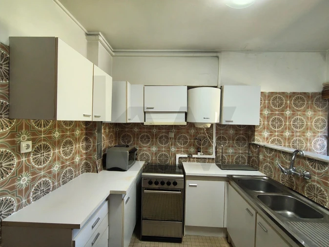 Apartamento T2 para Venda em Laranjeiro e Feijó Foto 17