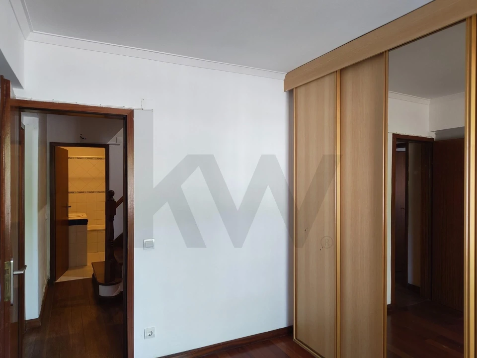 Apartamento T2 para Venda em Laranjeiro e Feijó Foto 38