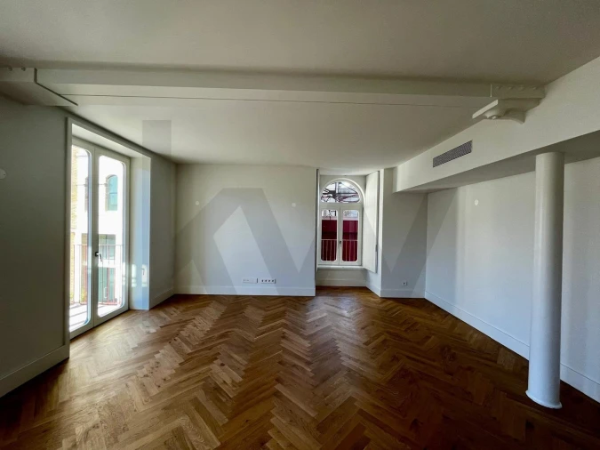 Apartamento T3 para Venda em Beato Foto 5