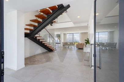 Moradia T4 para Venda em Funchal (Santa Maria Maior)