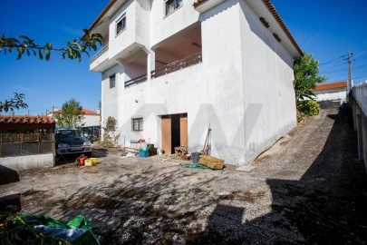 Moradia T5 para Venda em Gaeiras