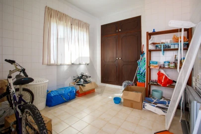 Moradia T5 para Venda em Gaeiras
