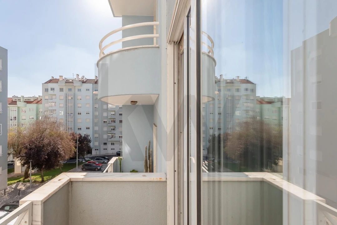 Apartamento T3 para Venda em Ramada e Caneças Foto 11