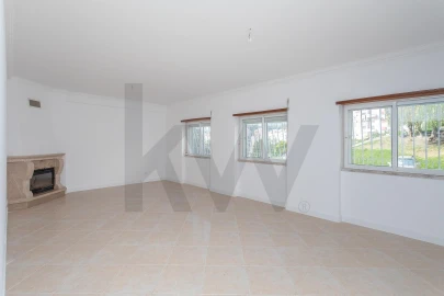 Apartamento T3 para Venda em Ramada e Caneças