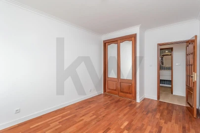 Apartamento T3 para Venda em Ramada e Caneças