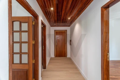 Apartamento T3 para Venda em Ramada e Caneças