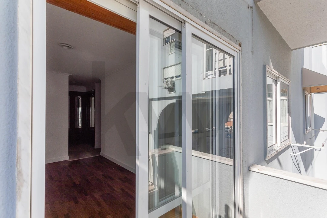 Apartamento T3 para Venda em Ramada e Caneças Foto 14