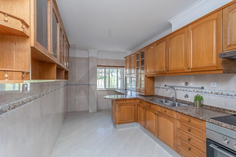 Apartamento T3 para Venda em Ramada e Caneças Foto 26