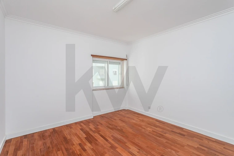 Apartamento T3 para Venda em Ramada e Caneças Foto 20