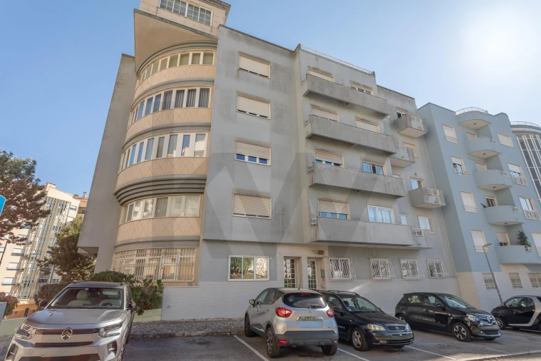 Apartamento T3 para Venda em Ramada e Caneças Foto 37