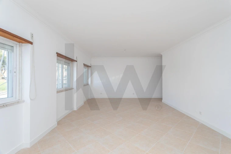 Apartamento T3 para Venda em Ramada e Caneças Foto 5