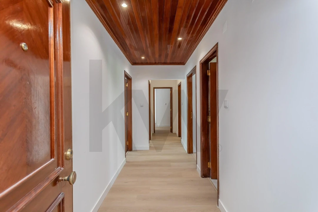 Apartamento T3 para Venda em Ramada e Caneças Foto 1