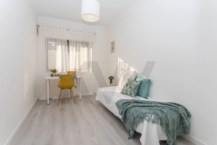 Apartamento T2 para Venda em Almada, Cova da Piedade, Pragal e Cacilhas Foto 20