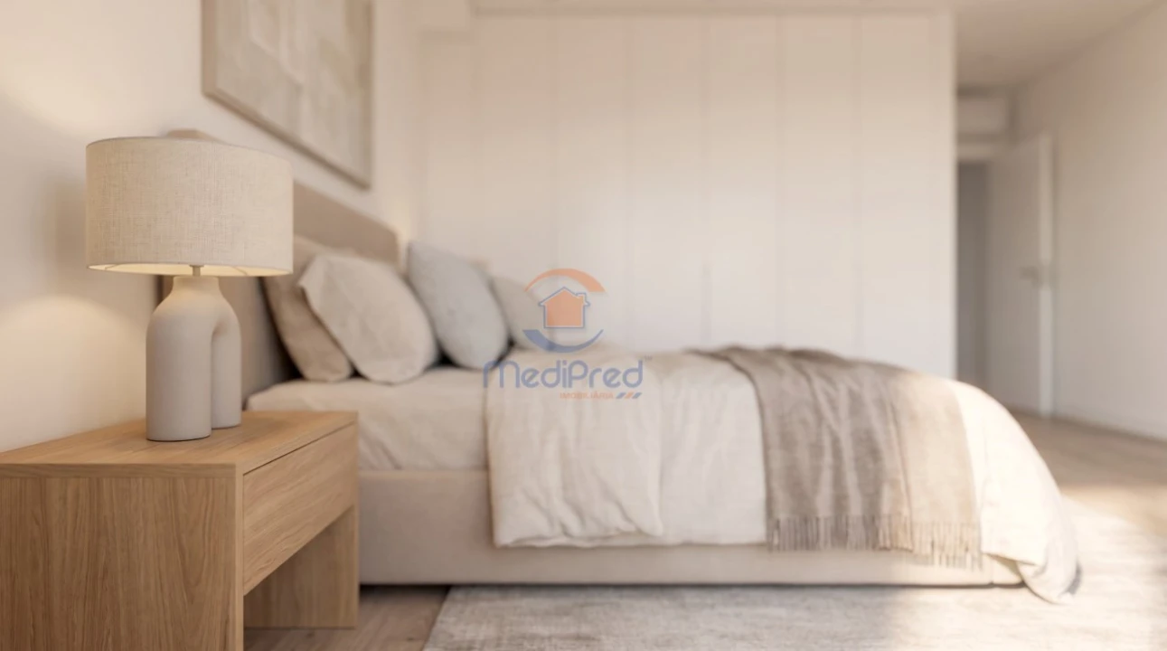 Apartamento T4 para Venda em Ramada e Caneças Foto 4
