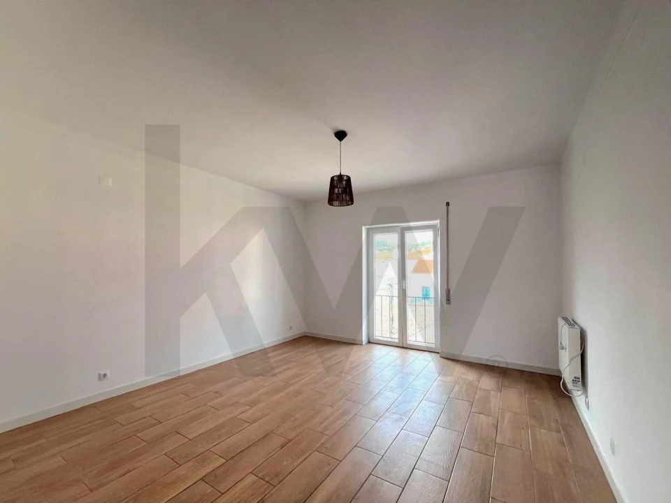 Apartamento T2 para Arrendamento em Foz do Arelho Foto 8