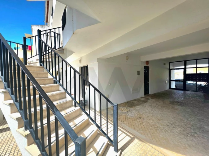 Apartamento T2 para Arrendamento em Foz do Arelho Foto 16