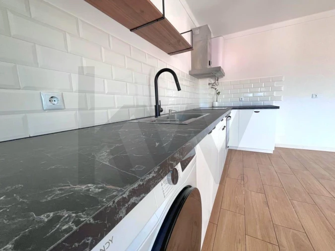 Apartamento T2 para Arrendamento em Foz do Arelho Foto 3