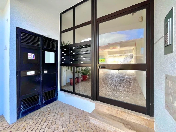Apartamento T2 para Arrendamento em Foz do Arelho Foto 13
