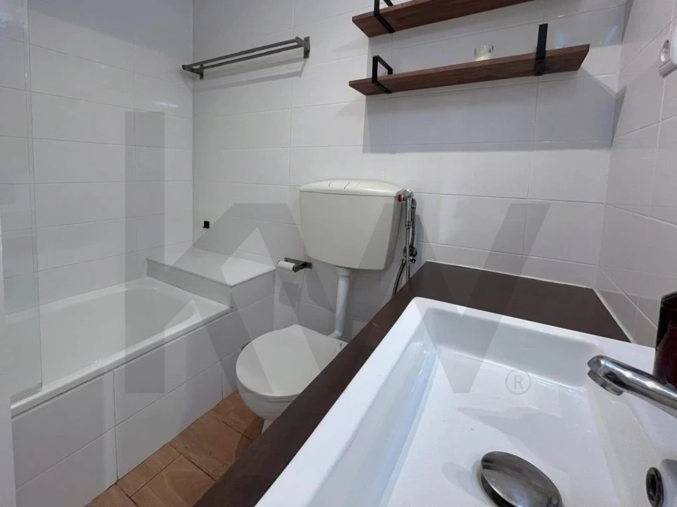 Apartamento T2 para Arrendamento em Foz do Arelho Foto 12