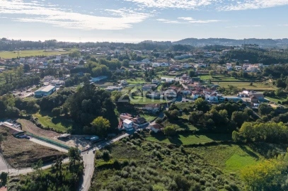 Terreno para Venda em Sandim, Olival, Lever e Crestuma