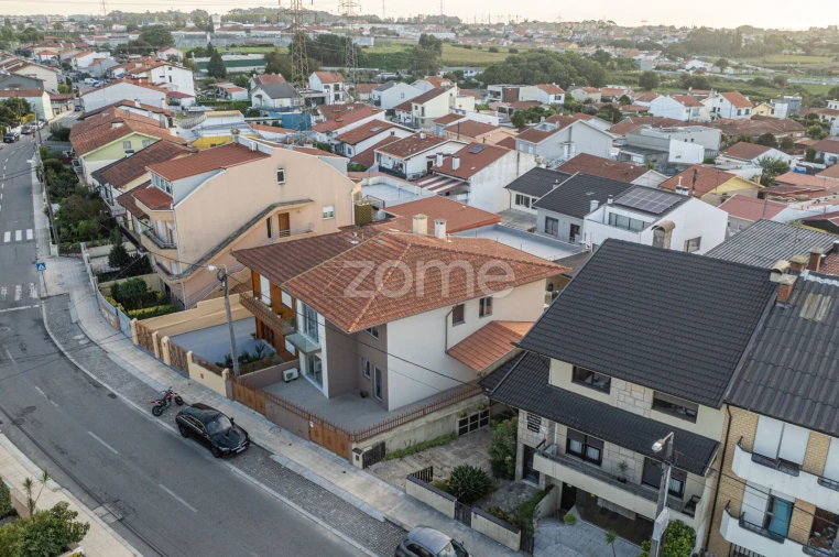 Moradia T3 para Venda em Custóias, Leça do Balio e Guifões Foto 32