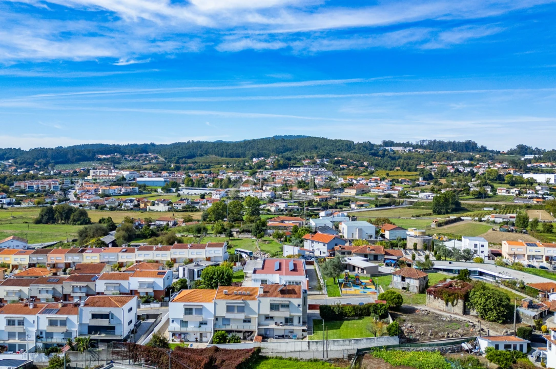 Moradia T3 para Venda em Vilaça e Fradelos Foto 66