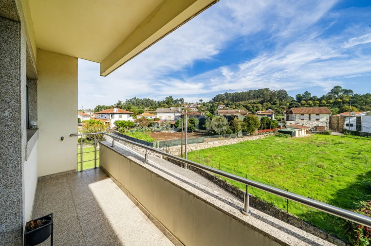 Moradia T3 para Venda em Vilaça e Fradelos Foto 32