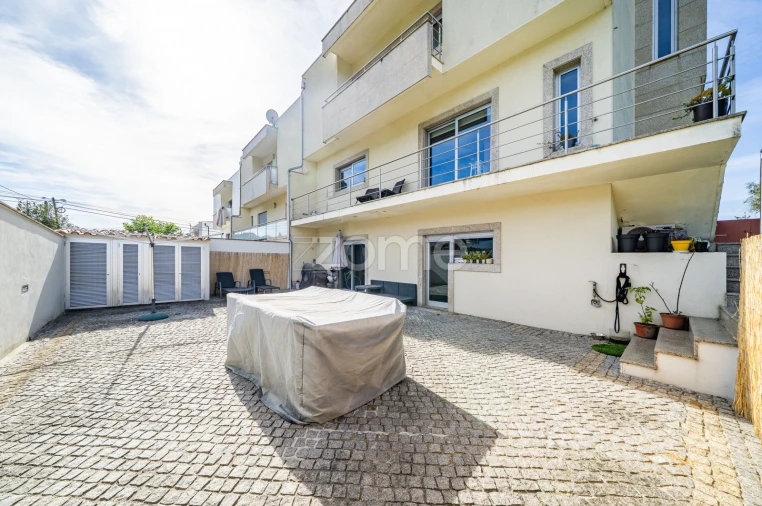 Moradia T3 para Venda em Vilaça e Fradelos Foto 50