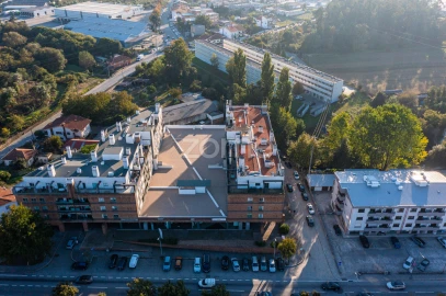 Apartamento T3 para Venda em Nogueira e Silva Escura
